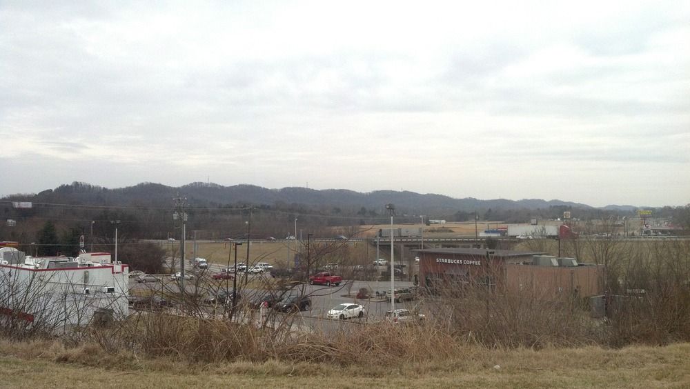 7535 Conner Rd, Powell, TN 37849
